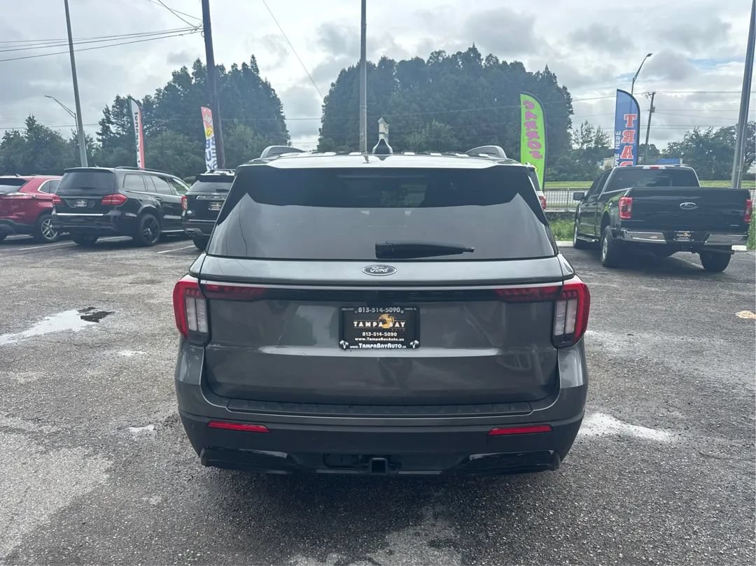 Used 2026 Ford Explorer ST-Line w/ ST-Line Street Pack RWD image 6