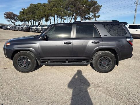 Used 2023 Toyota 4Runner SR5 Premium image 8