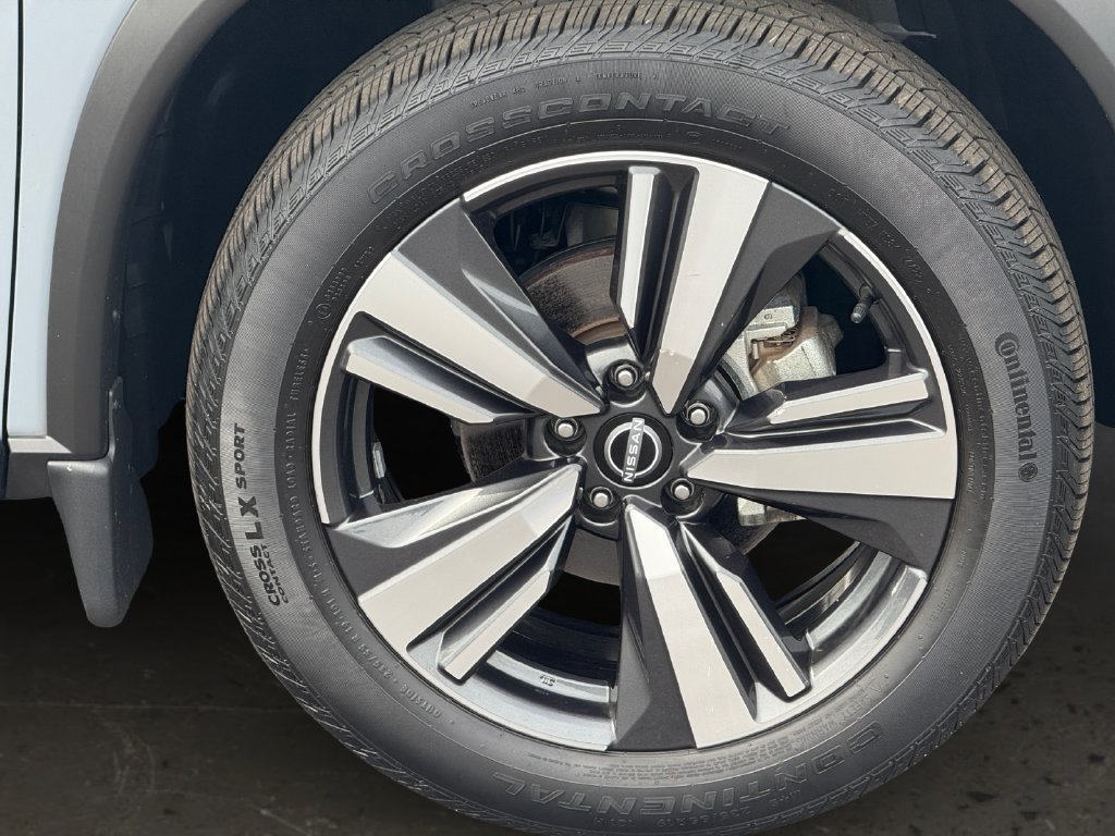 Used 2023 Nissan Rogue SL w/ SL Premium Package AWD/4WD image 9