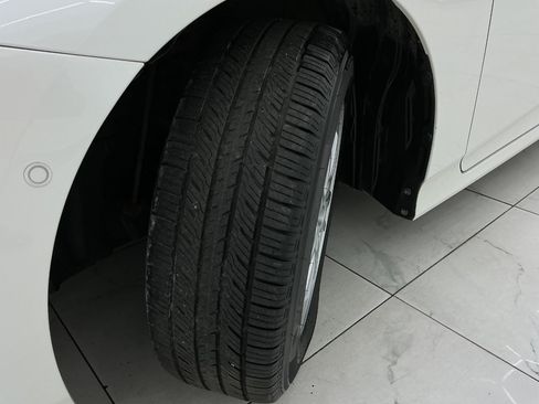 Used 2020 Toyota Prius Prime Limited FWD image 43