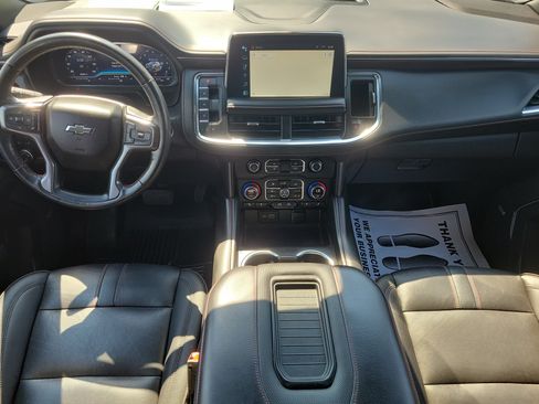Used 2022 Chevrolet Suburban RST w/ Luxury Package AWD/4WD image 10