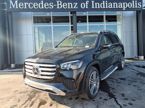 Used 2026 Mercedes-Benz GLS 450 4MATIC image 1