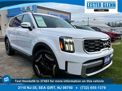 Used 2023 Kia Telluride S w/ S Sunroof Package