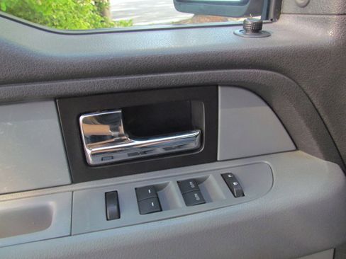 Used 2013 Ford F150 XLT image 27