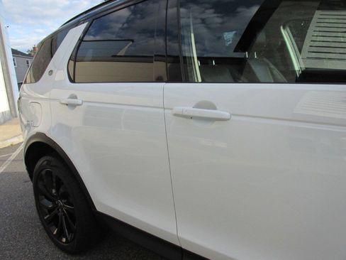 Used 2021 Land Rover Discovery Sport S image 19