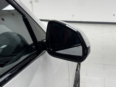 Used 2023 BMW X1 xDrive28i w/ Premium Package image 37