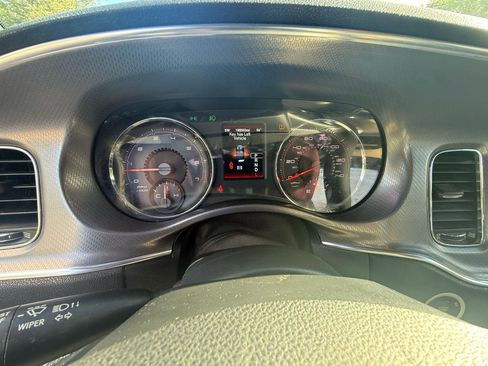 Used 2014 Dodge Charger SXT RWD image 14