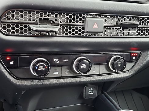 Used 2023 Honda HR-V Sport image 15