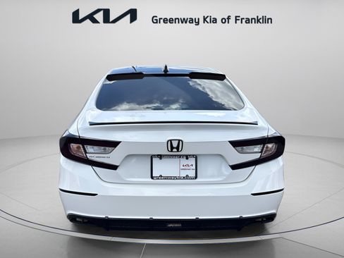 Used 2022 Honda Accord Sport image 6