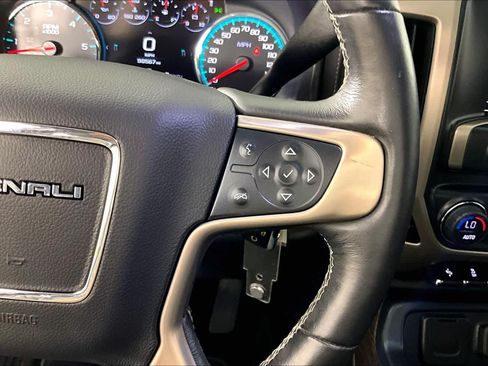 Used 2018 GMC Sierra 1500 Denali RWD image 23