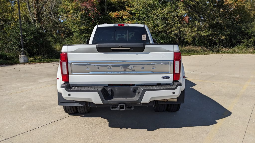 Used 2022 Ford F450 Limited w/ FX4 Off-Road Package AWD/4WD image 4