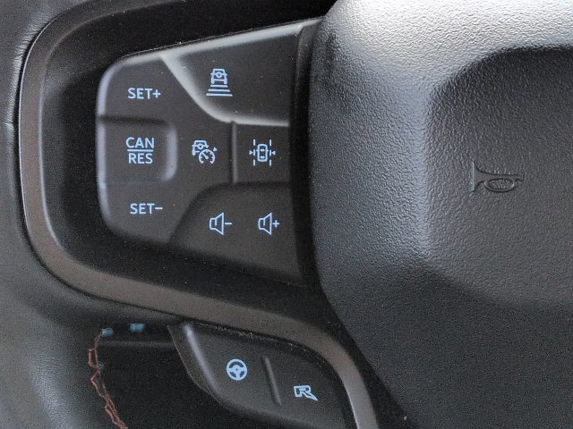 Used 2025 Ford Bronco Raptor AWD/4WD image 25