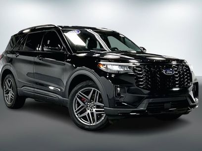 Used 2025 Ford Explorer ST-Line w/ ST-Line Street Pack