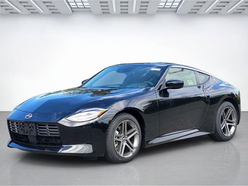 New 2026 Nissan Z Performance RWD image 8