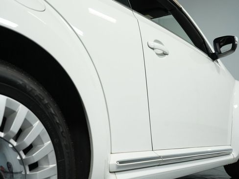 Used 2014 Volkswagen Beetle 1.8T image 22
