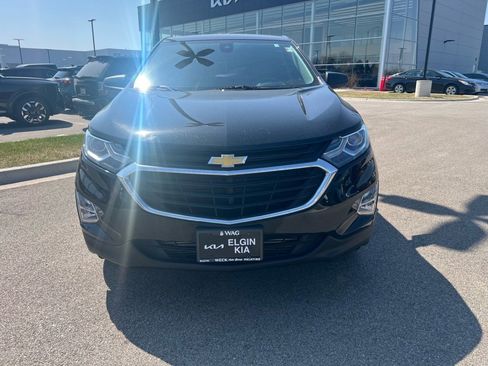 Used 2020 Chevrolet Equinox LS FWD image 2