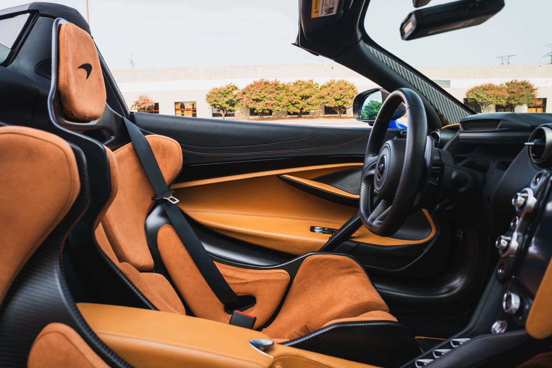 Used 2022 McLaren 765LT RWD image 61