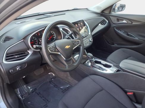 Used 2024 Chevrolet Malibu LT image 9