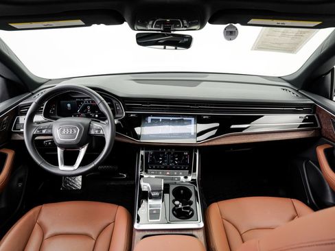 Certified 2025 Audi Q8 Premium Plus w/ Premium Plus Package image 19