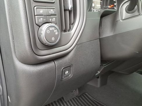 New 2026 Chevrolet Silverado 2500 Custom w/ Custom Value Package AWD/4WD image 15