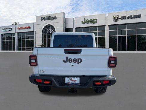 New 2026 Jeep Gladiator Mojave image 5