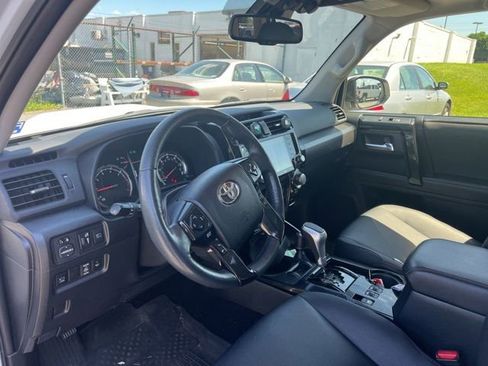 Used 2024 Toyota 4Runner TRD Off-Road Premium w/ Off Road Premium Plus Package AWD/4WD image 10