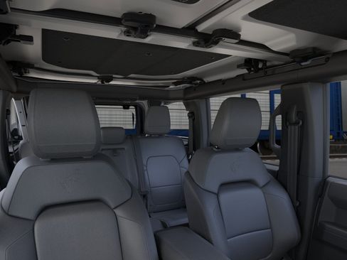 New 2026 Ford Bronco Badlands image 13