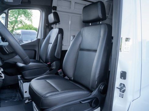 New 2025 Mercedes-Benz Sprinter 2500 image 14