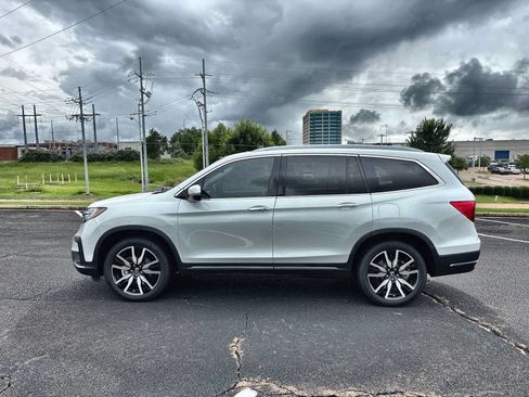 Used 2021 Honda Pilot Touring image 5
