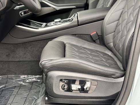 Used 2026 BMW X5 sDrive40i w/ M Sport Package RWD image 27