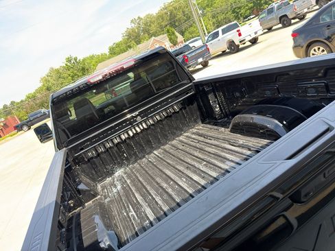 Used 2024 Chevrolet Silverado 2500 LTZ AWD/4WD image 5