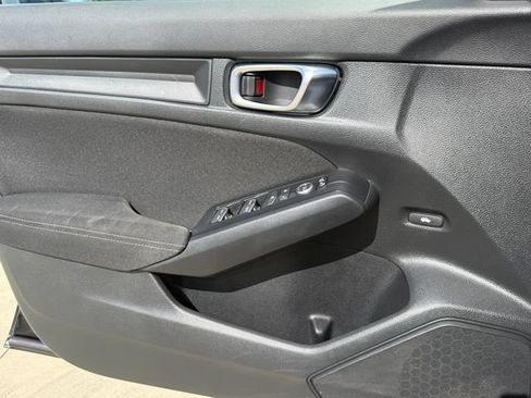 Used 2025 Honda Civic LX image 23