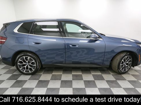 Used 2025 BMW X3 xDrive30i w/ Premium Package image 7