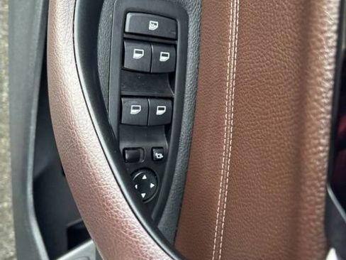 Used 2019 BMW X1 xDrive28i w/ Convenience Package image 15