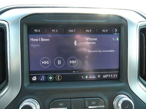 Used 2020 GMC Sierra 1500 Elevation w/ Elevation Value Package AWD/4WD image 32