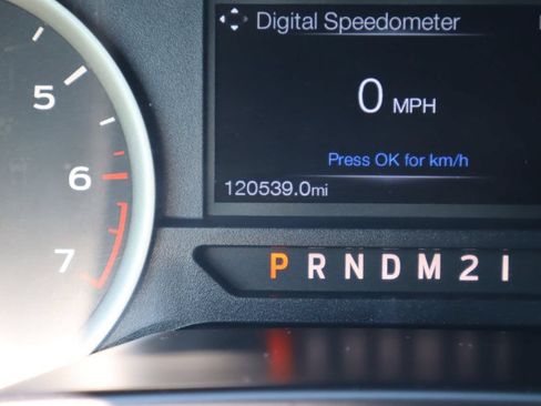 Used 2015 Ford F150 XLT w/ Equipment Group 301A Mid RWD image 9