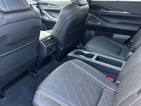 Certified 2025 INFINITI QX60 Autograph w/ Cargo Package image 11