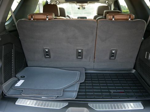 Used 2024 Chevrolet Tahoe High Country w/ Max Trailering Package AWD/4WD image 18