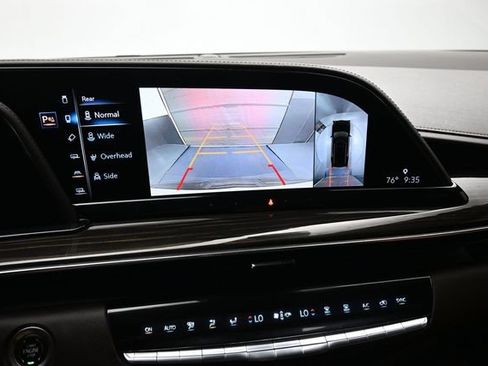 Used 2021 Cadillac Escalade Sport w/ LPO, Illumination Package AWD/4WD image 16