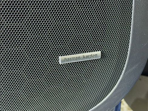 Used 2022 Subaru Ascent Limited w/ Technology Package image 19