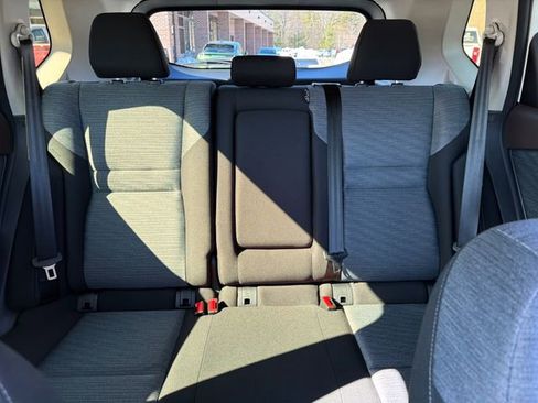 Used 2023 Nissan Rogue SV image 18