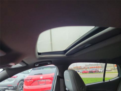 New 2026 Buick Envista Avenir image 31