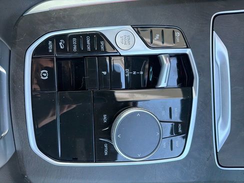 Used 2026 BMW X5 xDrive40i image 38