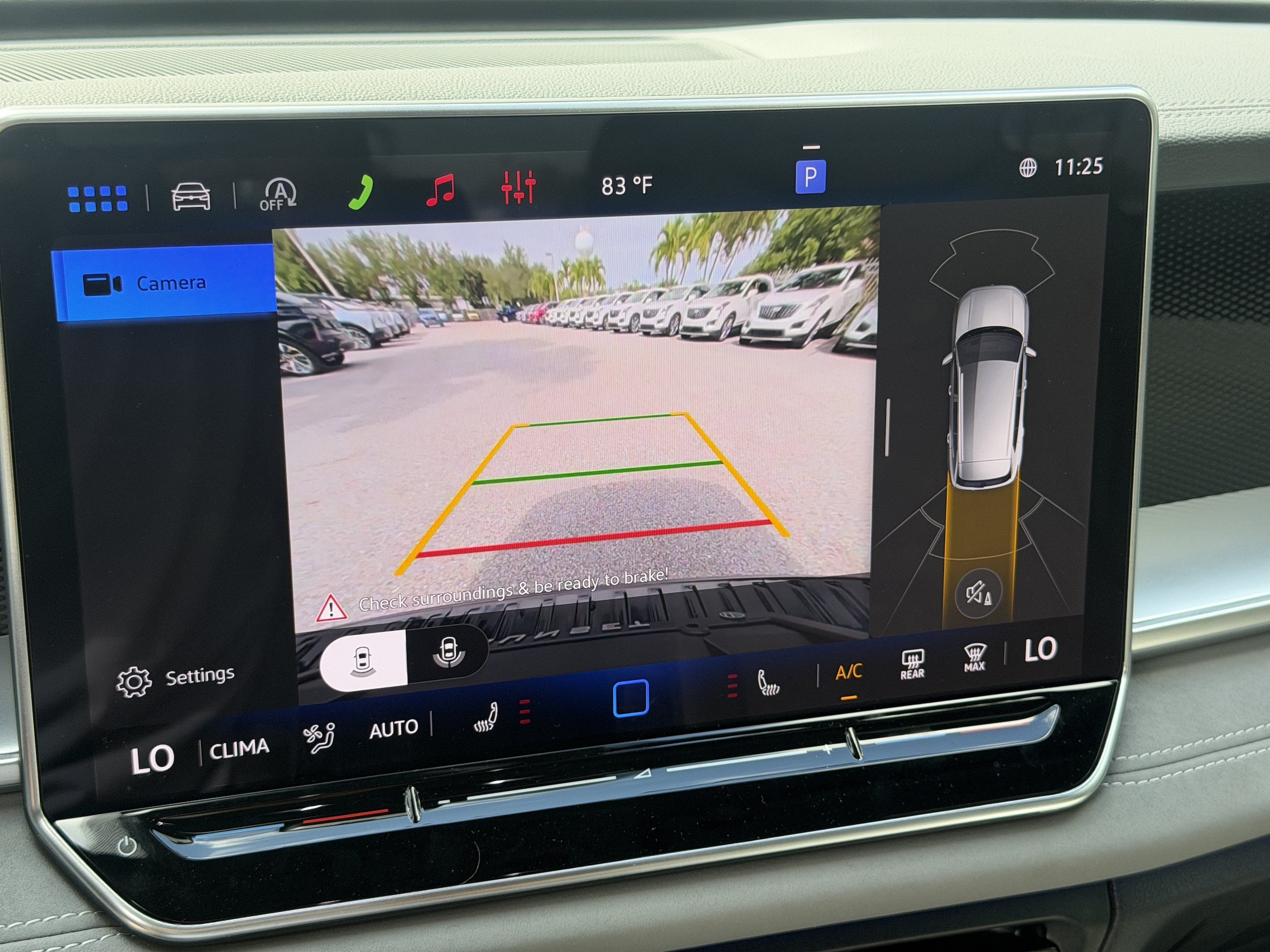 New 2026 Volkswagen Tiguan SE R-Line FWD image 27