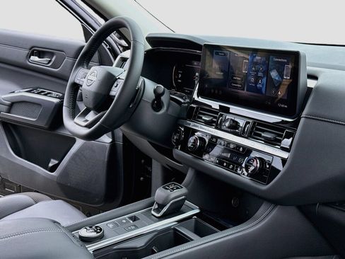 New 2026 Nissan Pathfinder SL AWD/4WD image 5