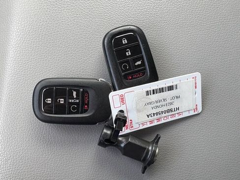 Certified 2023 Honda Pilot EX-L image 33