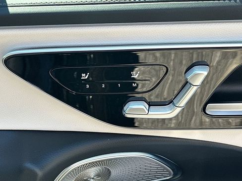 New 2026 Mercedes-Benz E 350 4MATIC Sedan image 16