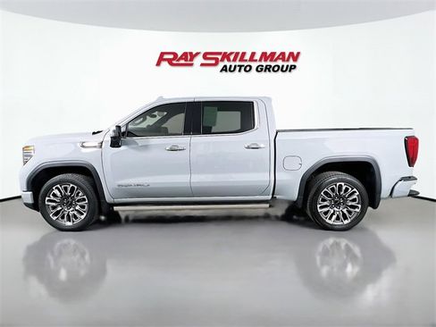 Used 2025 GMC Sierra 1500 Denali Ultimate image 4