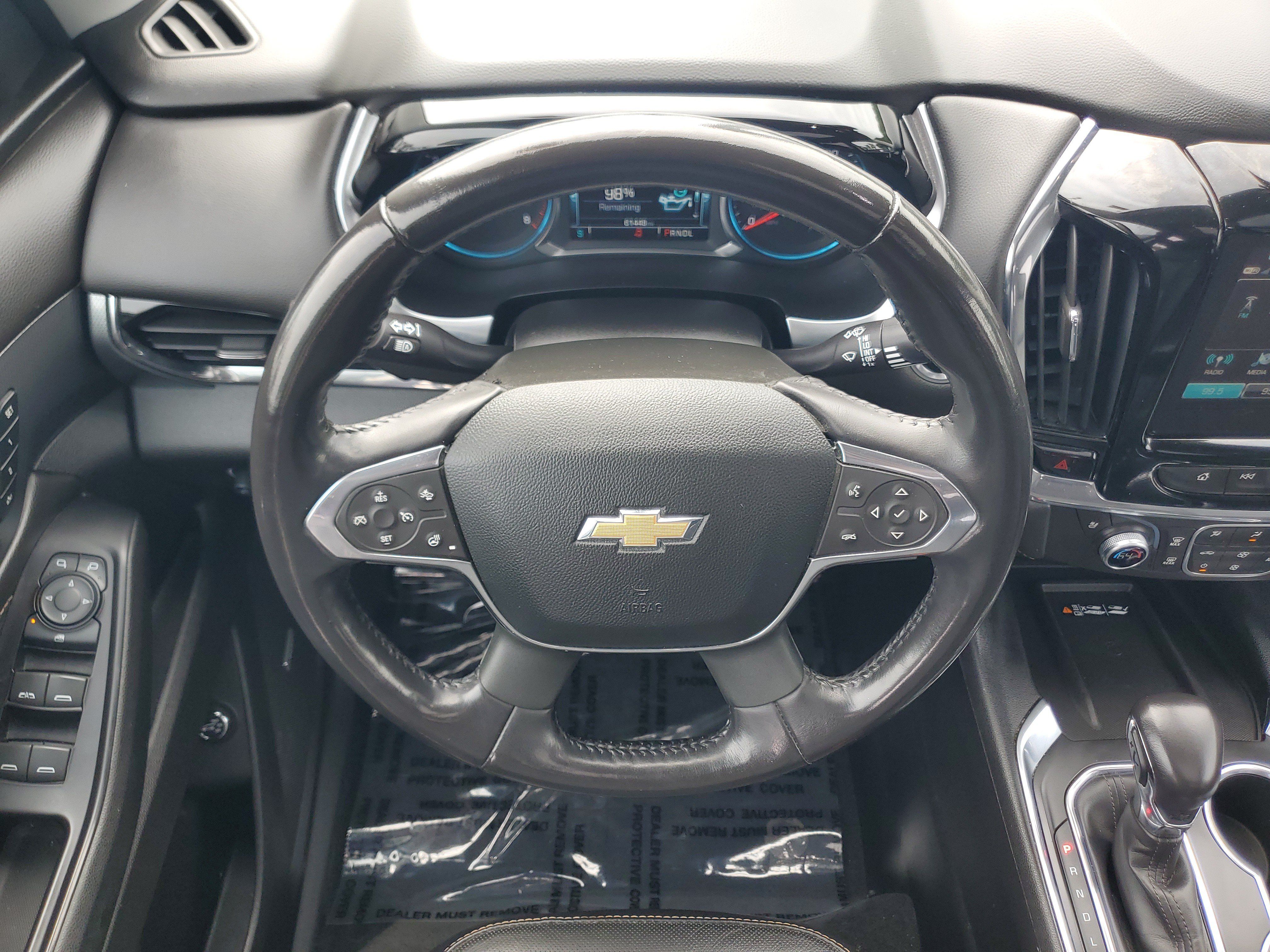 Used 2018 Chevrolet Traverse Premier w/ Driver Confidence II Package FWD image 18