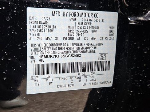 Used 2025 Ford Explorer ST-Line w/ Premium Package image 17